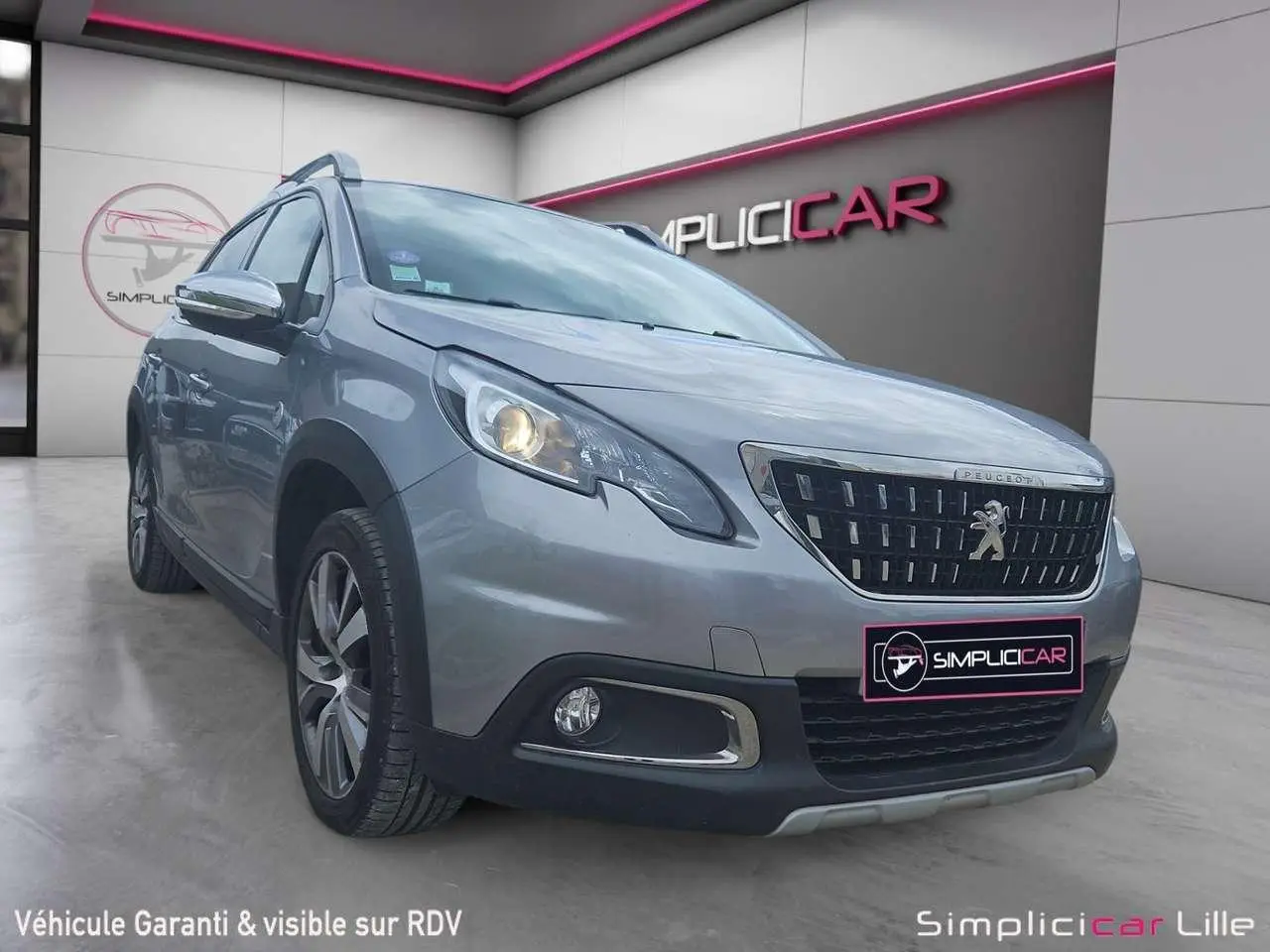 Photo 1 : Peugeot 2008 2016 Essence