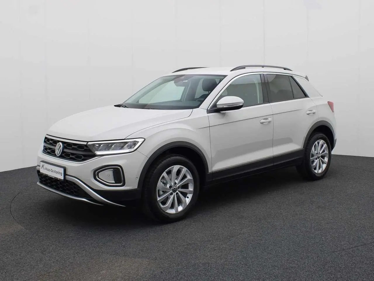 Photo 1 : Volkswagen T-roc 2024 Petrol