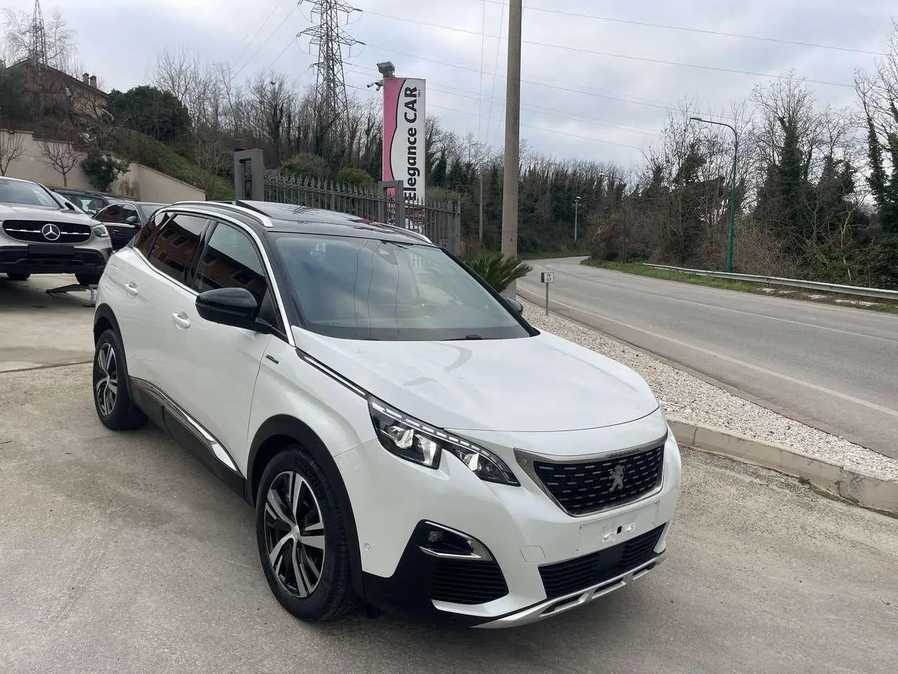 Photo 1 : Peugeot 3008 2018 Diesel