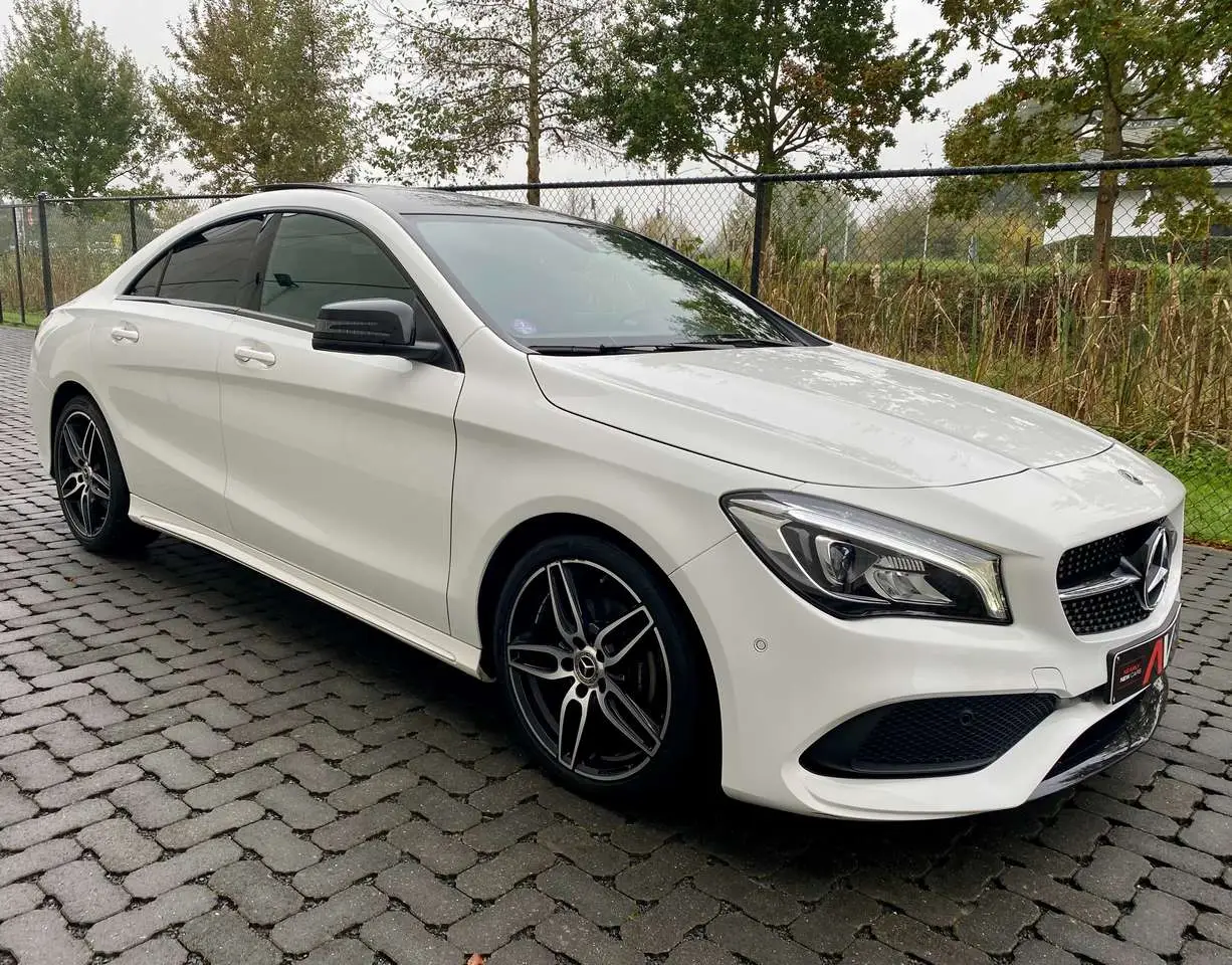 Photo 1 : Mercedes-benz Classe Cla 2019 Essence