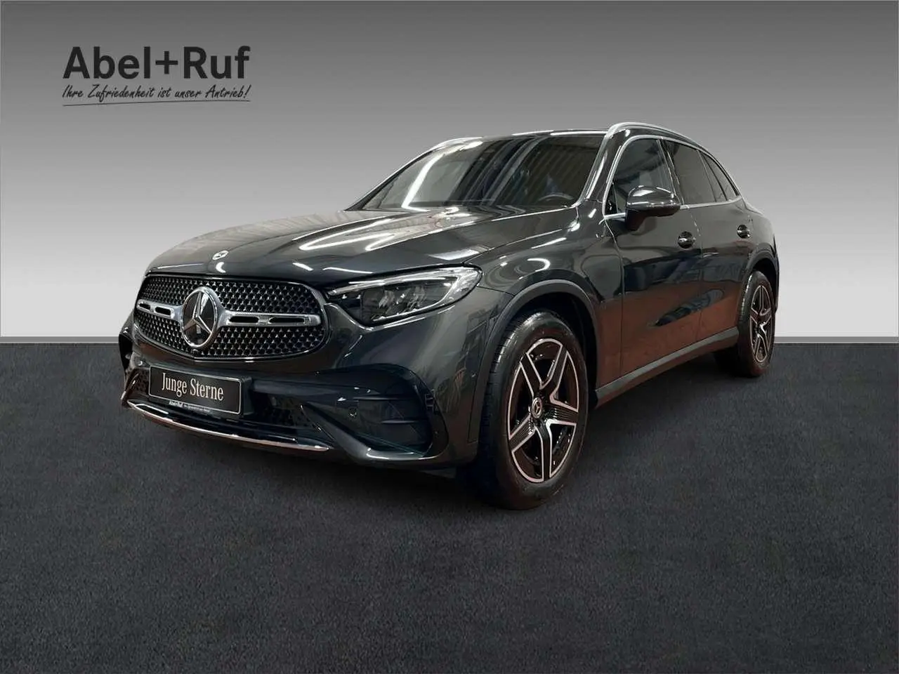 Photo 1 : Mercedes-benz Classe Glc 2023 Petrol