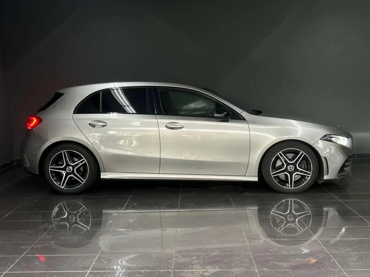 Photo 1 : Mercedes-benz Classe A 2020 Petrol