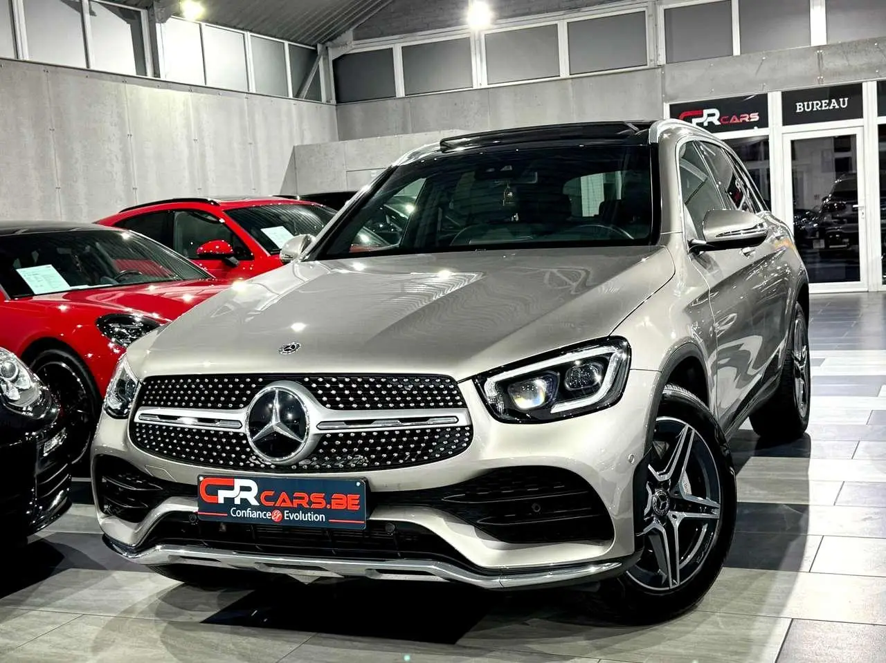 Photo 1 : Mercedes-benz Classe Glc 2020 Petrol