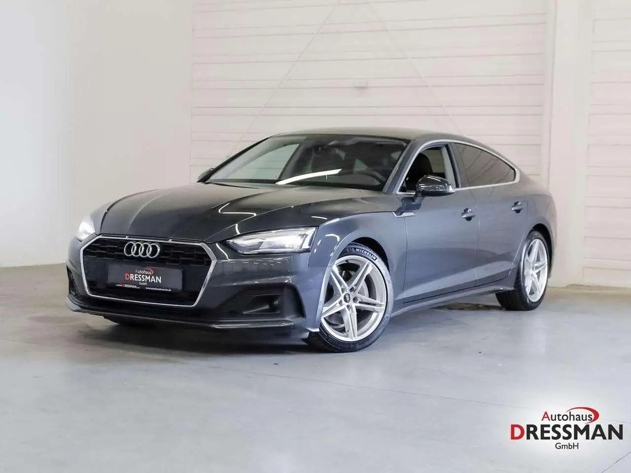 Photo 1 : Audi A5 2021 Petrol