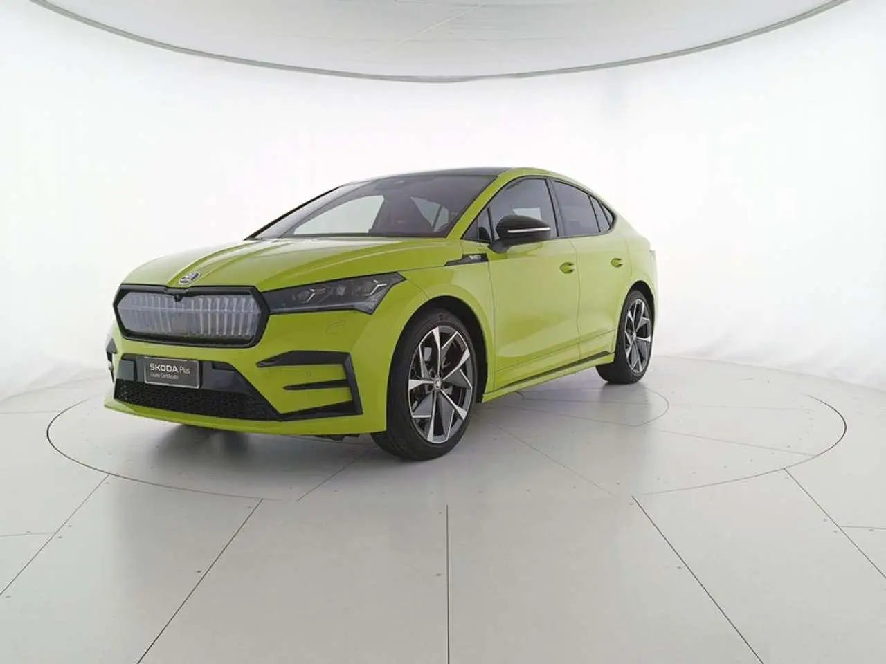 Photo 1 : Skoda Enyaq 2023 Électrique