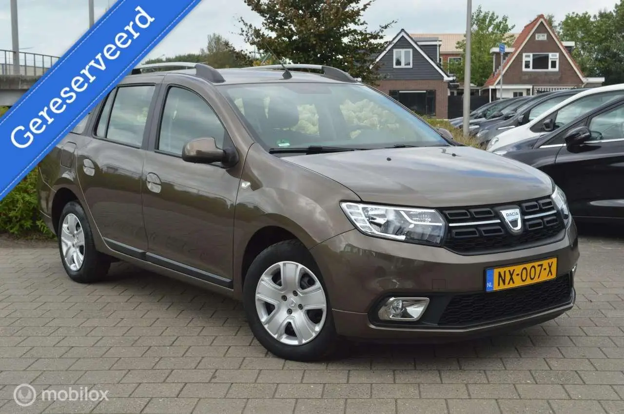 Photo 1 : Dacia Logan 2017 Petrol