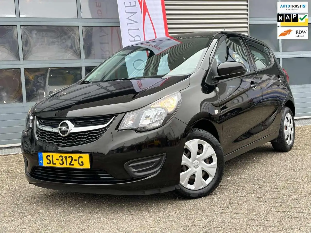 Photo 1 : Opel Karl 2018 Petrol