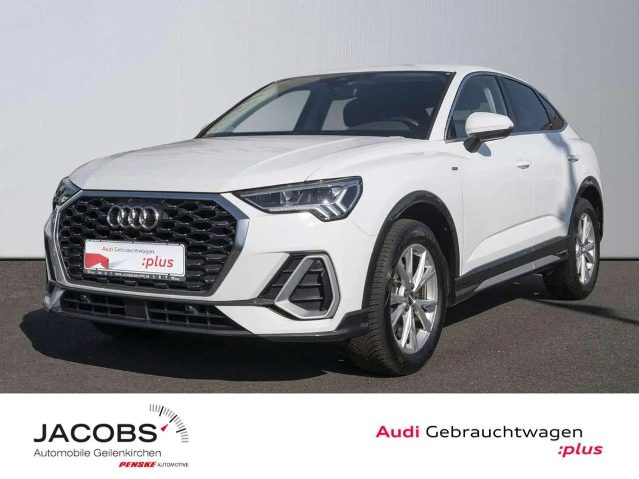 Photo 1 : Audi Q3 2020 Petrol