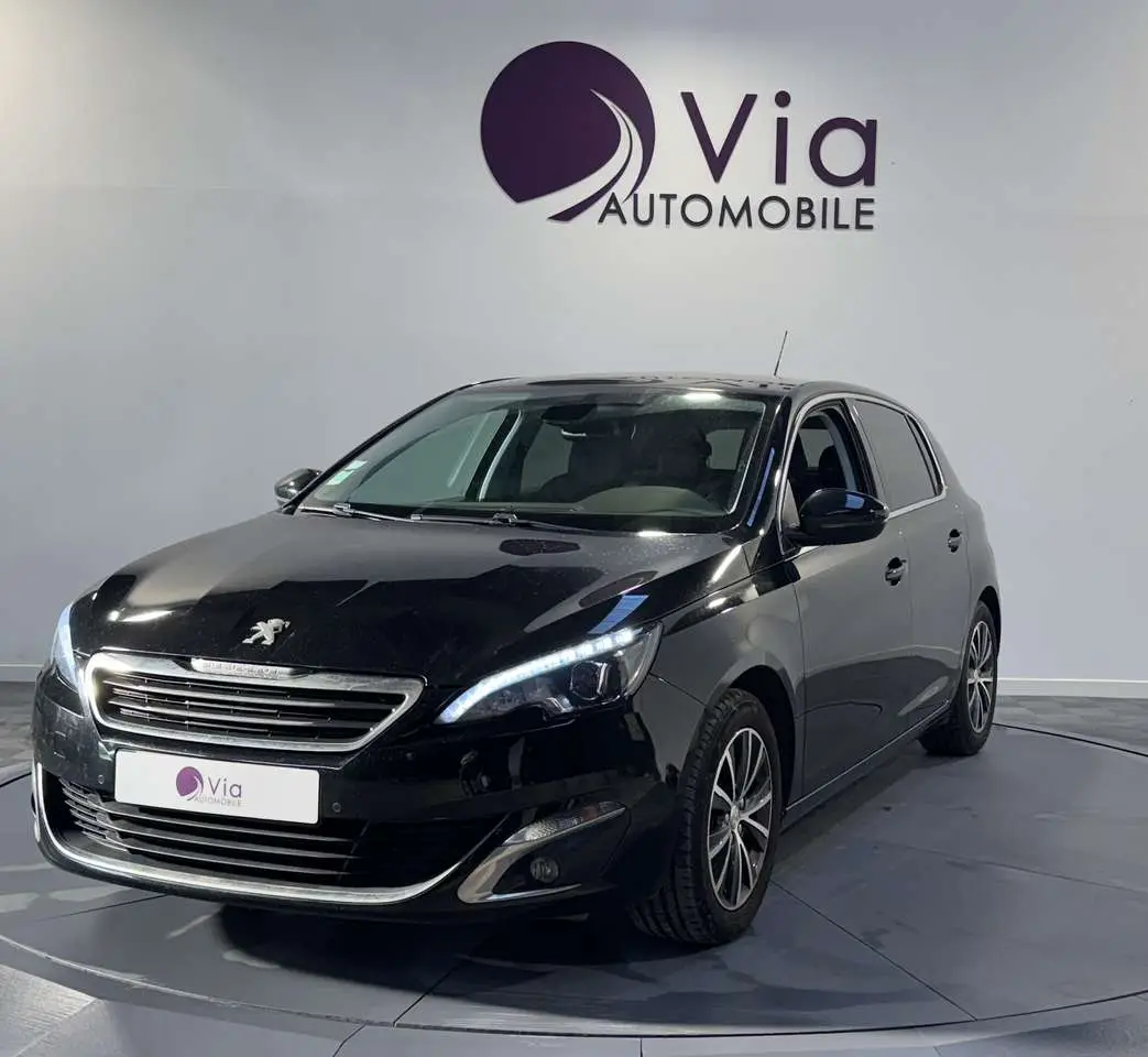 Photo 1 : Peugeot 308 2017 Petrol