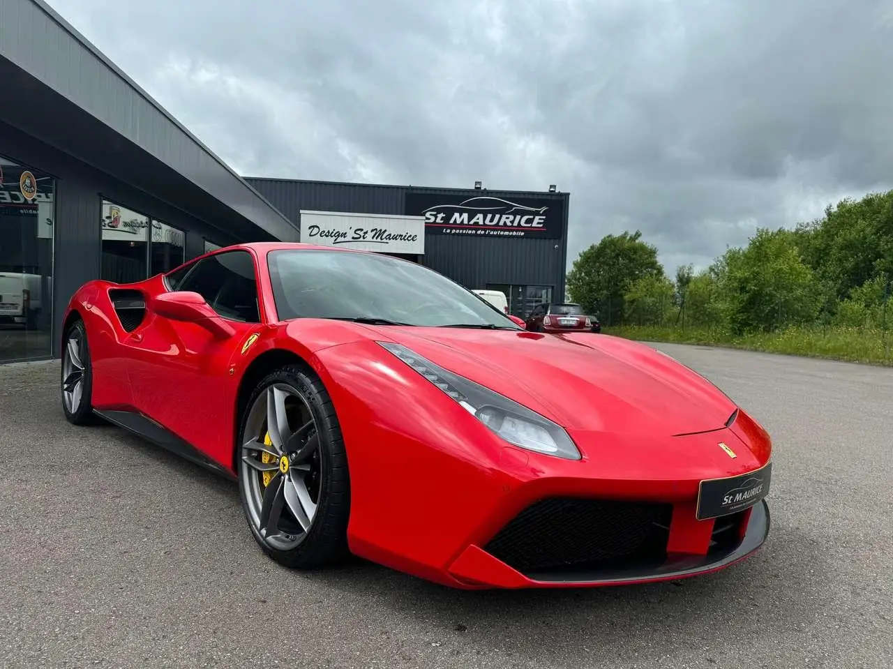 Photo 1 : Ferrari 488 2016 Essence