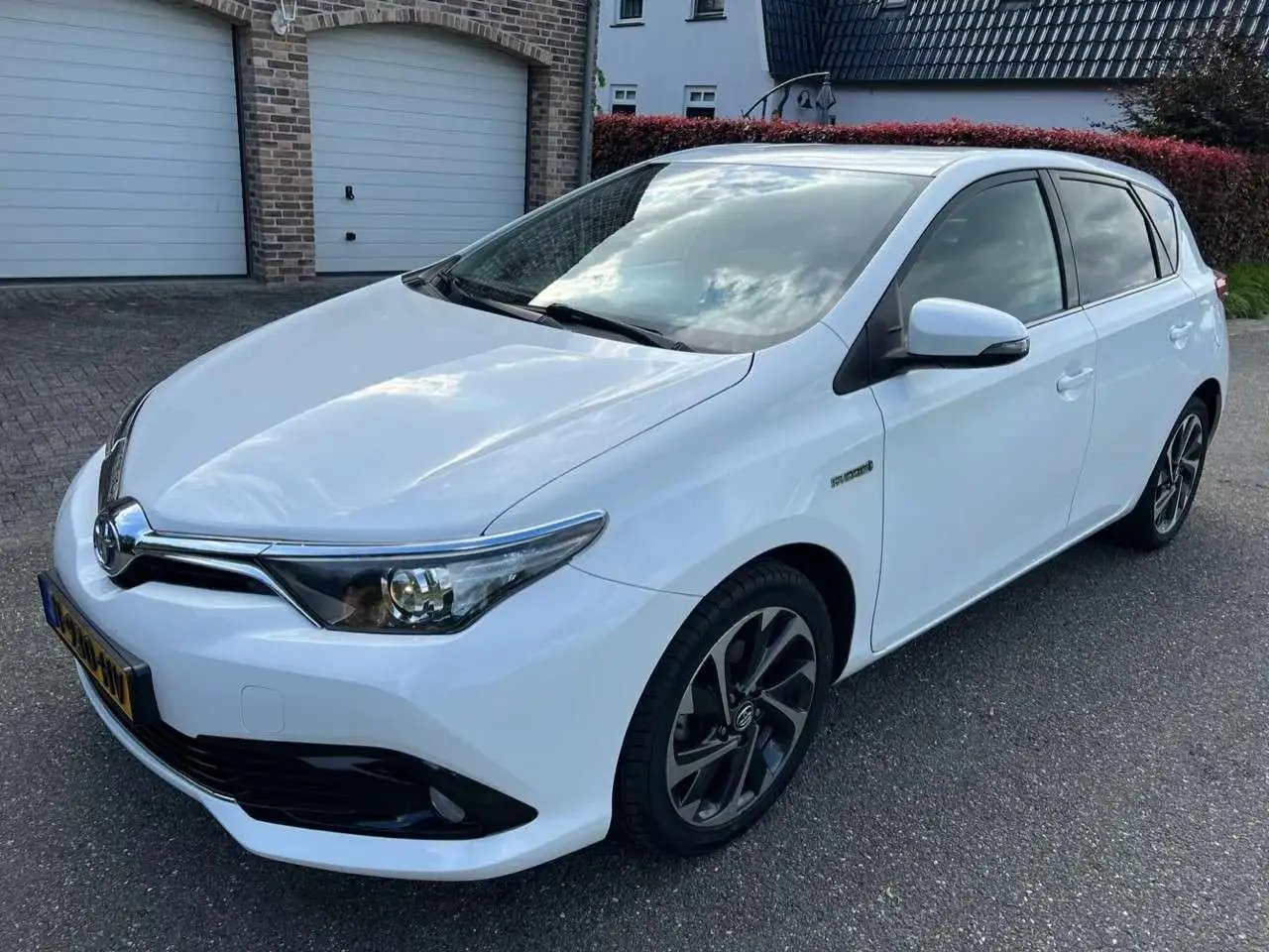 Photo 1 : Toyota Auris 2019 Hybride