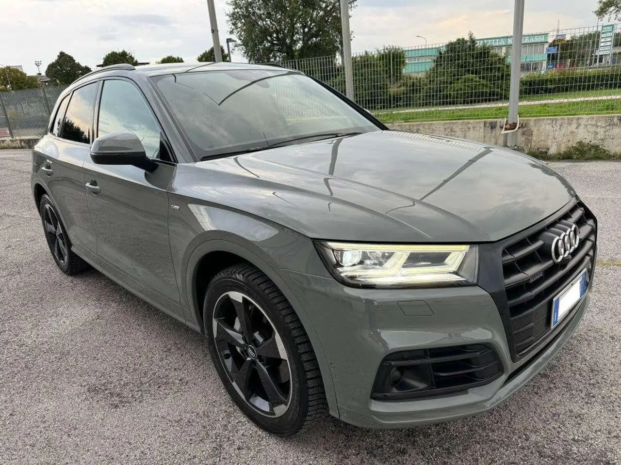 Photo 1 : Audi Q5 2019 Diesel