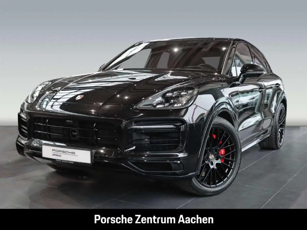 Photo 1 : Porsche Cayenne 2023 Petrol