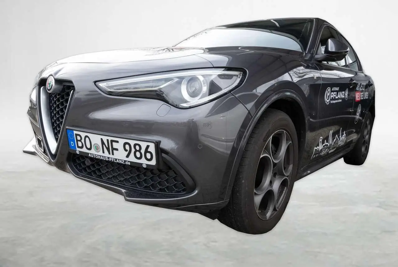 Photo 1 : Alfa Romeo Stelvio 2023 Petrol