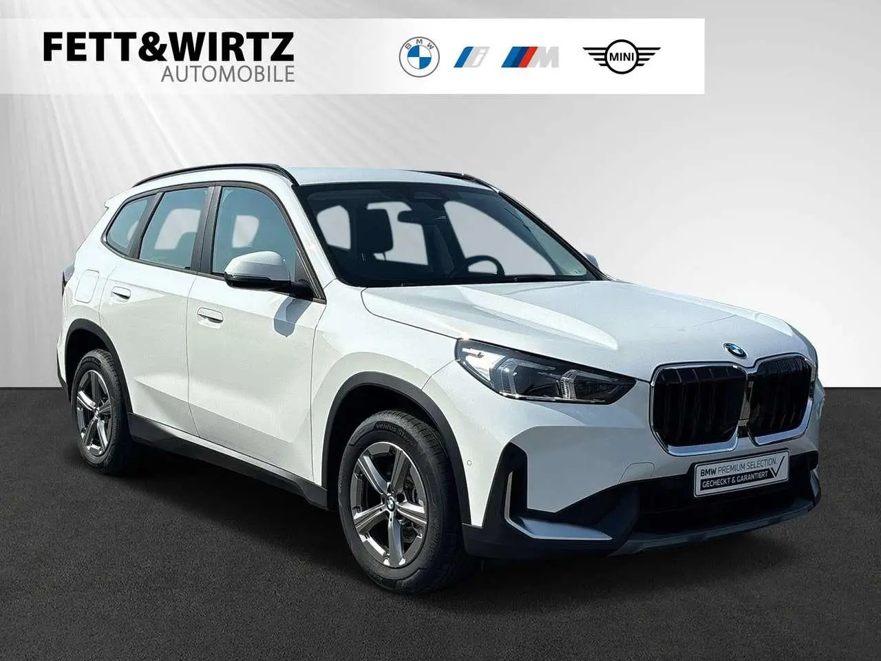 Photo 1 : Bmw X1 2023 Essence