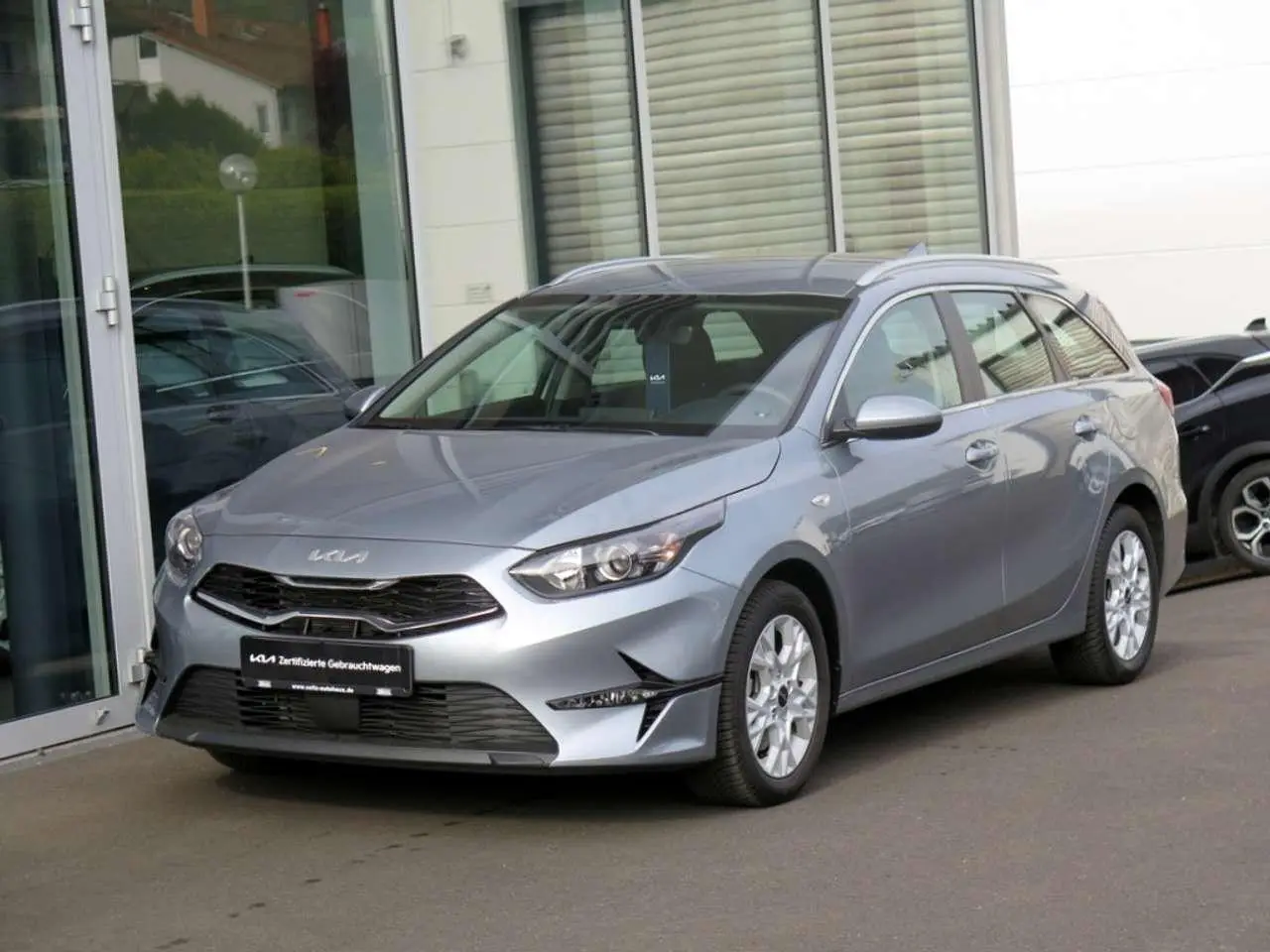 Photo 1 : Kia Ceed 2023 Petrol