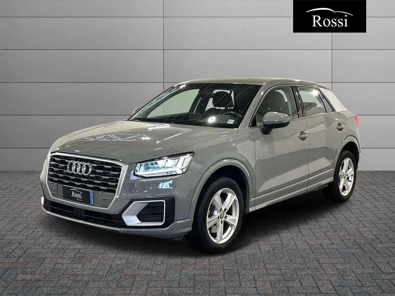 Photo 1 : Audi Q2 2017 Diesel