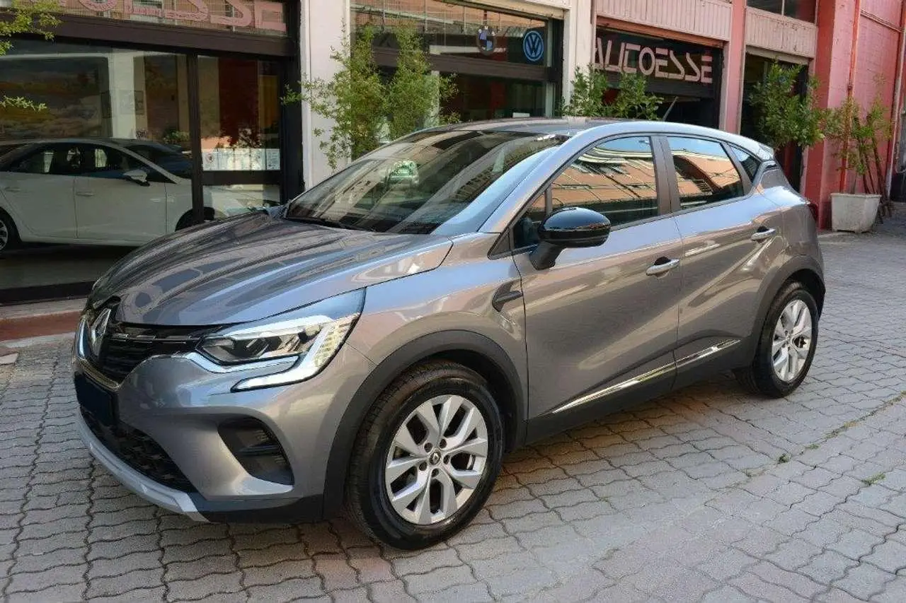 Photo 1 : Renault Captur 2021 Petrol