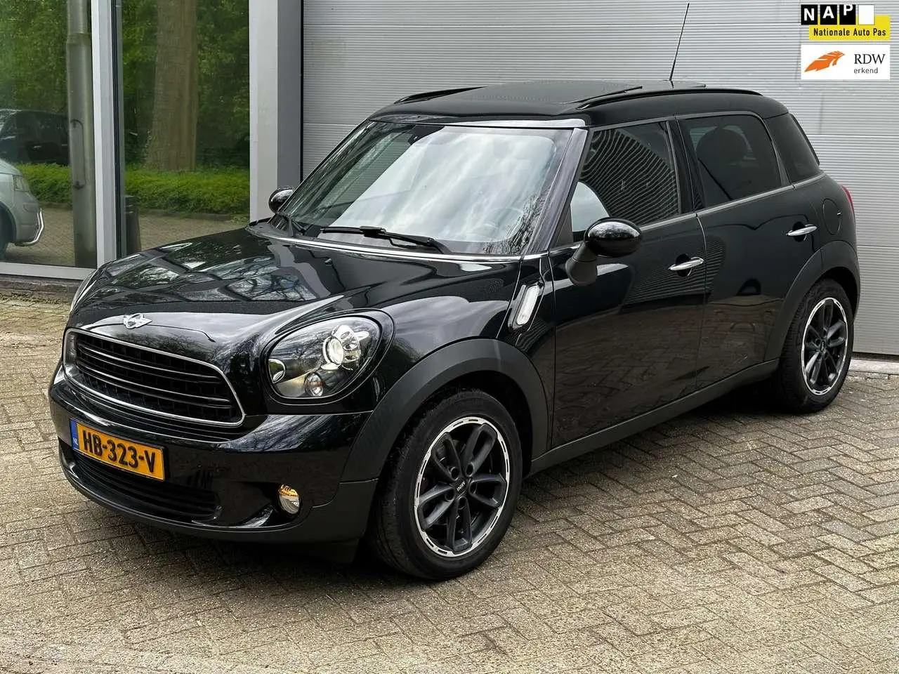 Photo 1 : Mini One 2015 Diesel