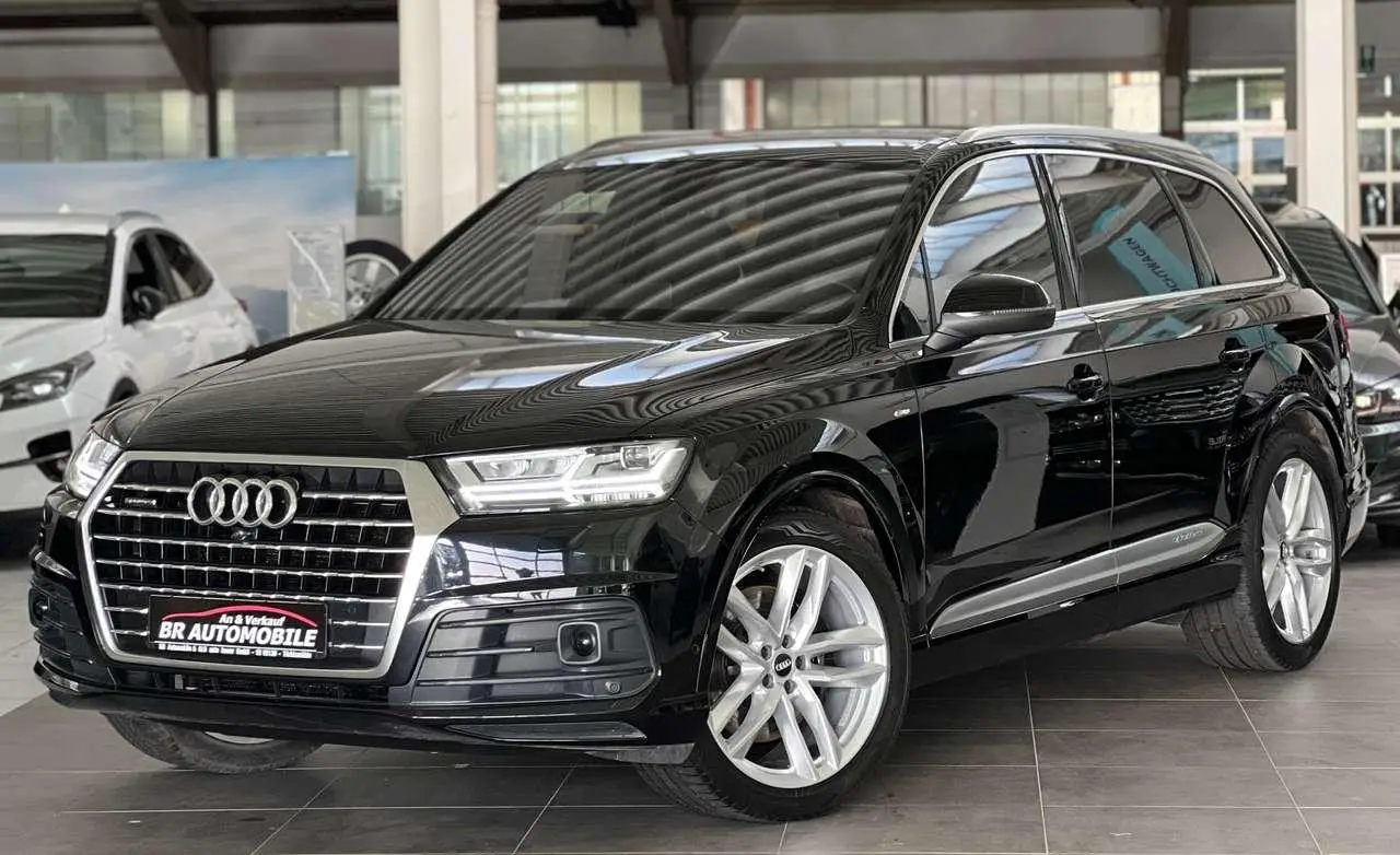 Photo 1 : Audi Q7 2016 Diesel