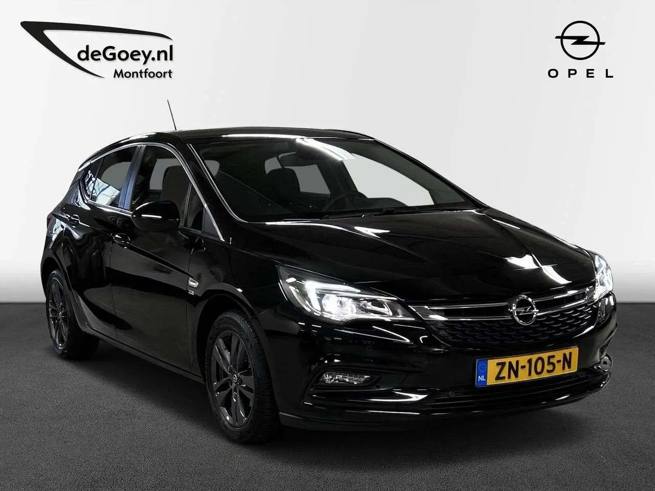 Photo 1 : Opel Astra 2019 Essence