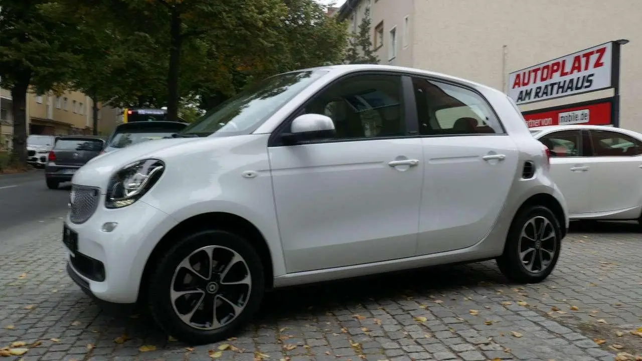 Photo 1 : Smart Forfour 2015 Essence