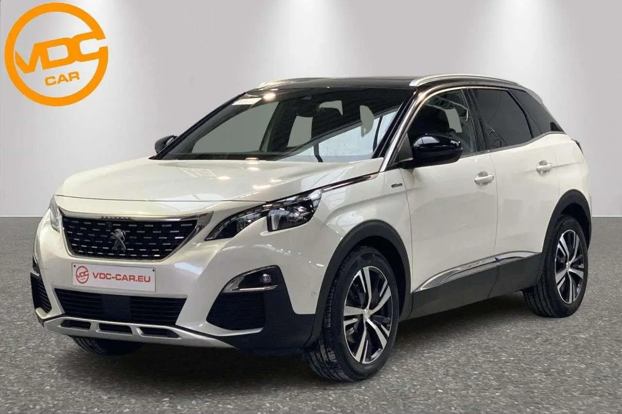 Photo 1 : Peugeot 3008 2019 Petrol