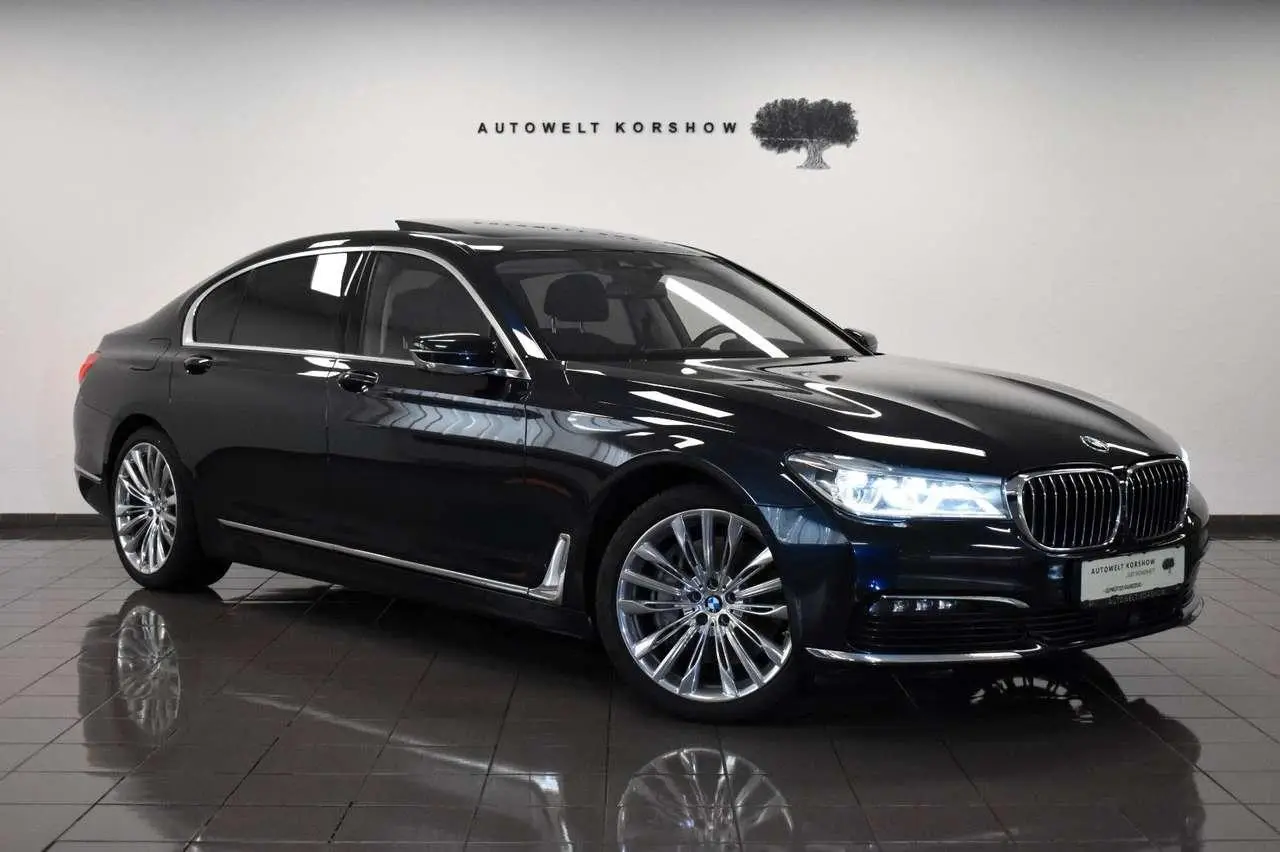 Photo 1 : Bmw Serie 7 2019 Diesel