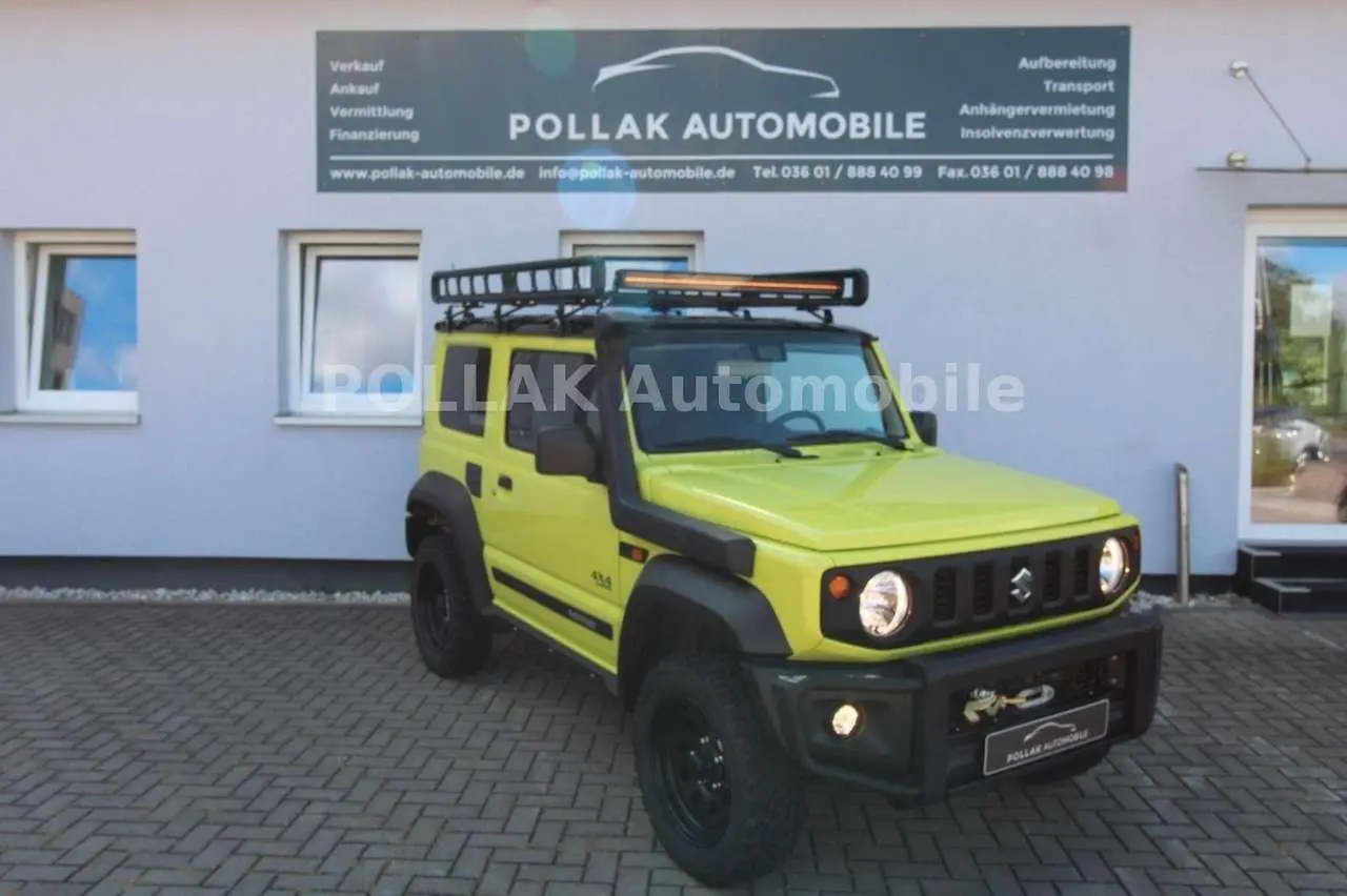 Photo 1 : Suzuki Jimny 2021 Petrol