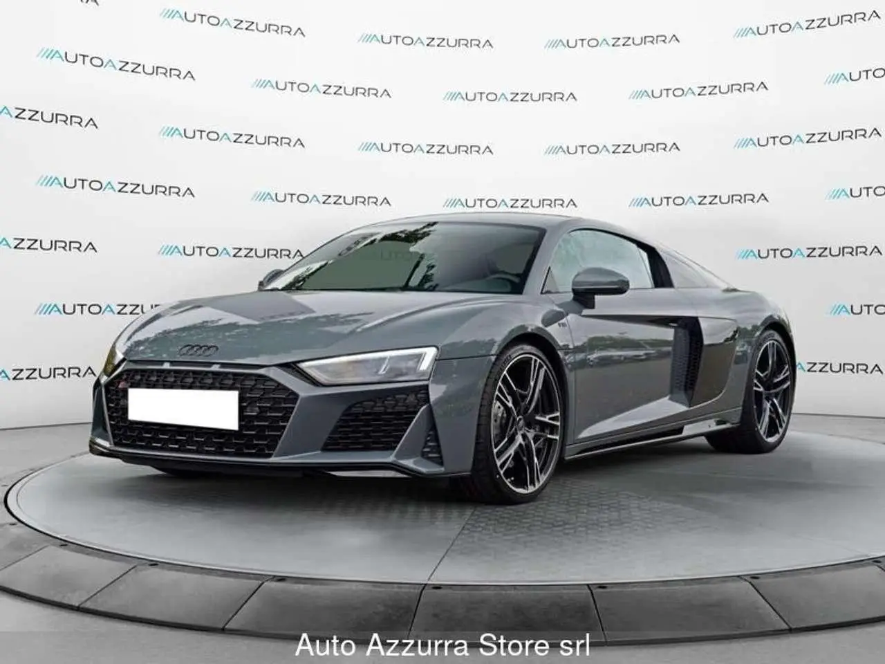 Photo 1 : Audi R8 2024 Petrol