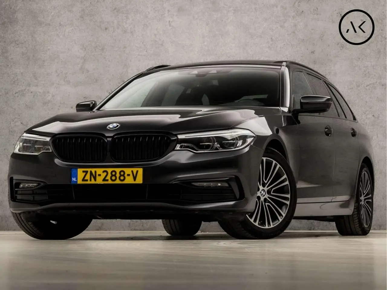 Photo 1 : Bmw Serie 5 2019 Petrol