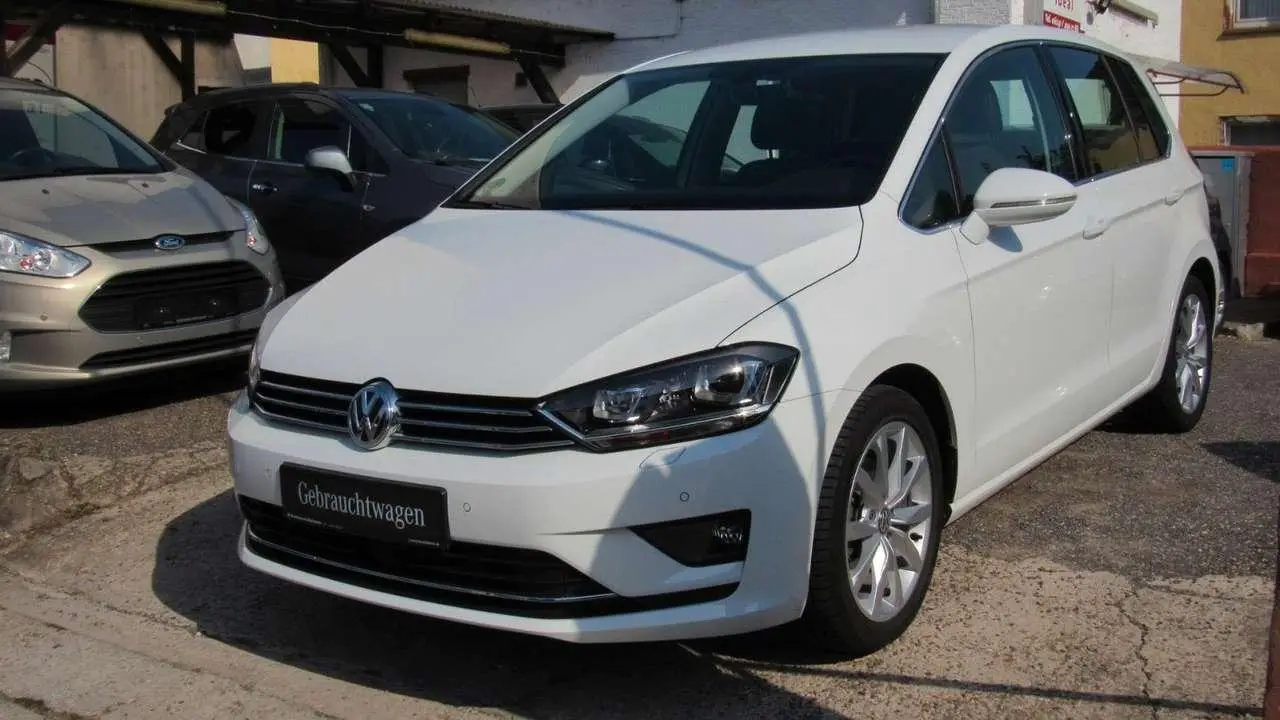 Photo 1 : Volkswagen Golf 2017 Petrol