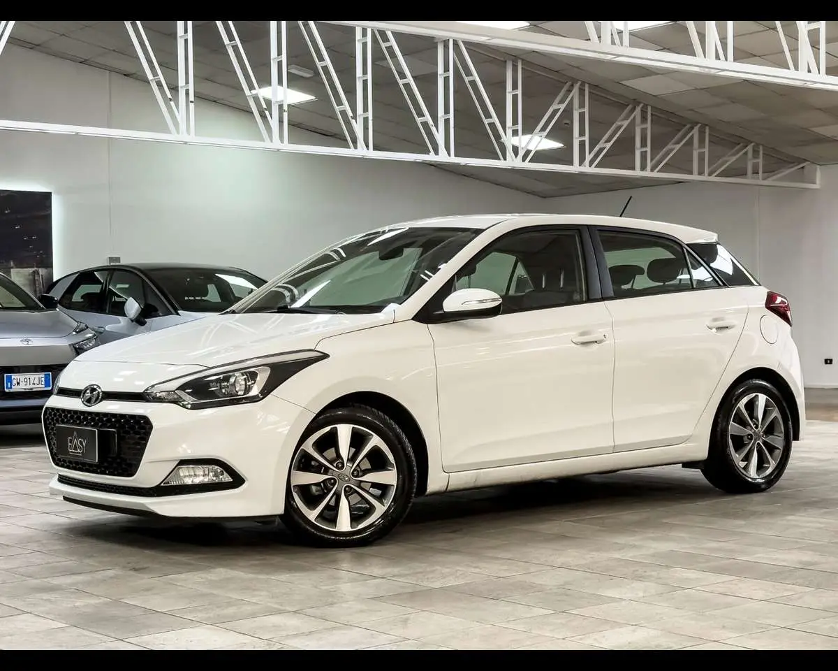 Photo 1 : Hyundai I20 2016 Essence