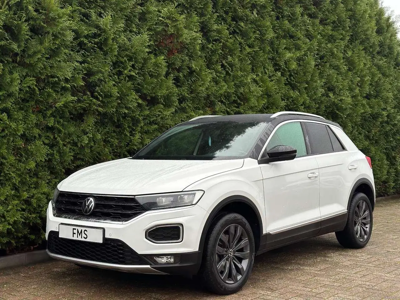 Photo 1 : Volkswagen T-roc 2022 Petrol