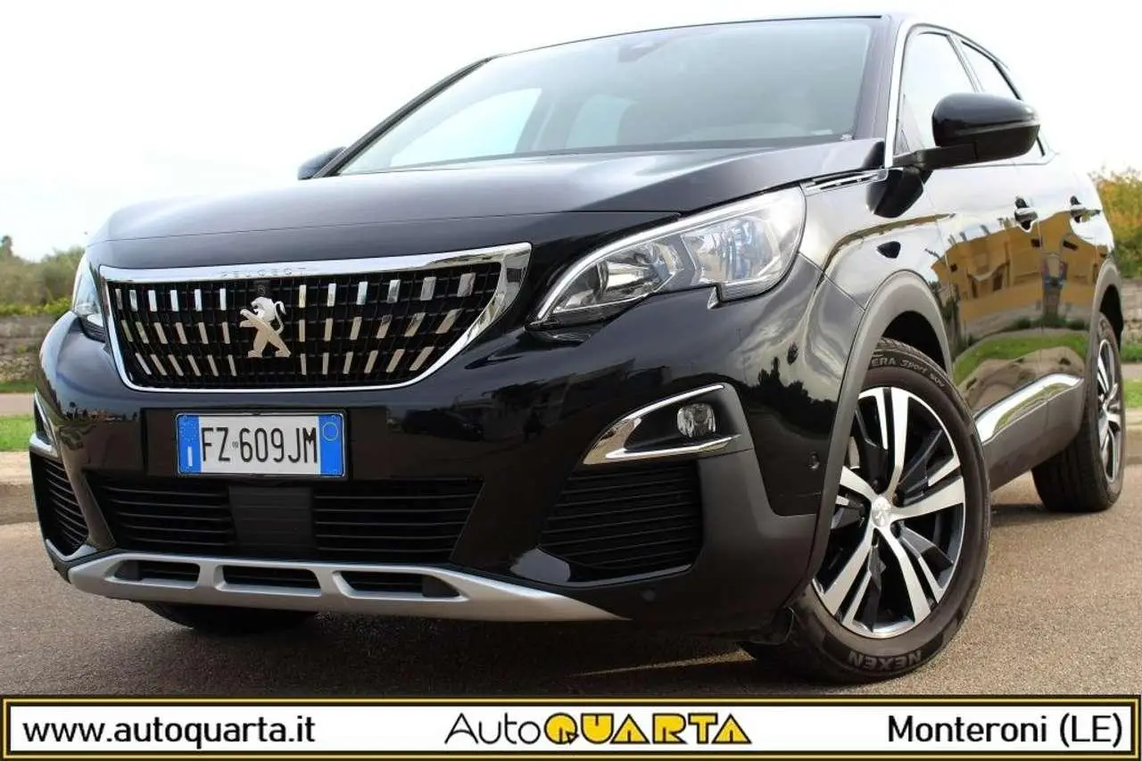 Photo 1 : Peugeot 3008 2019 Diesel