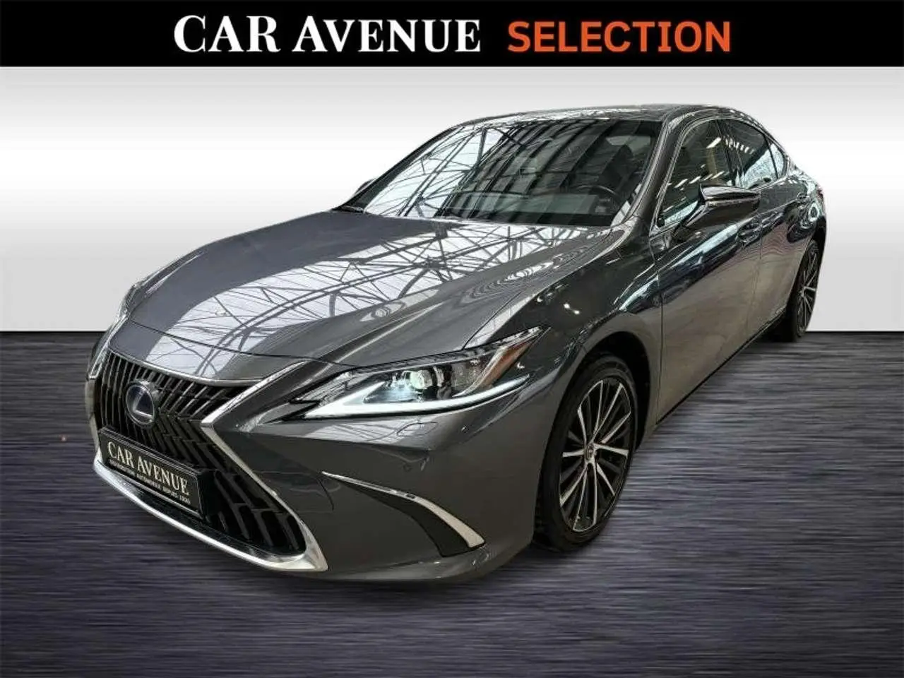 Photo 1 : Lexus Es 2022 Hybride