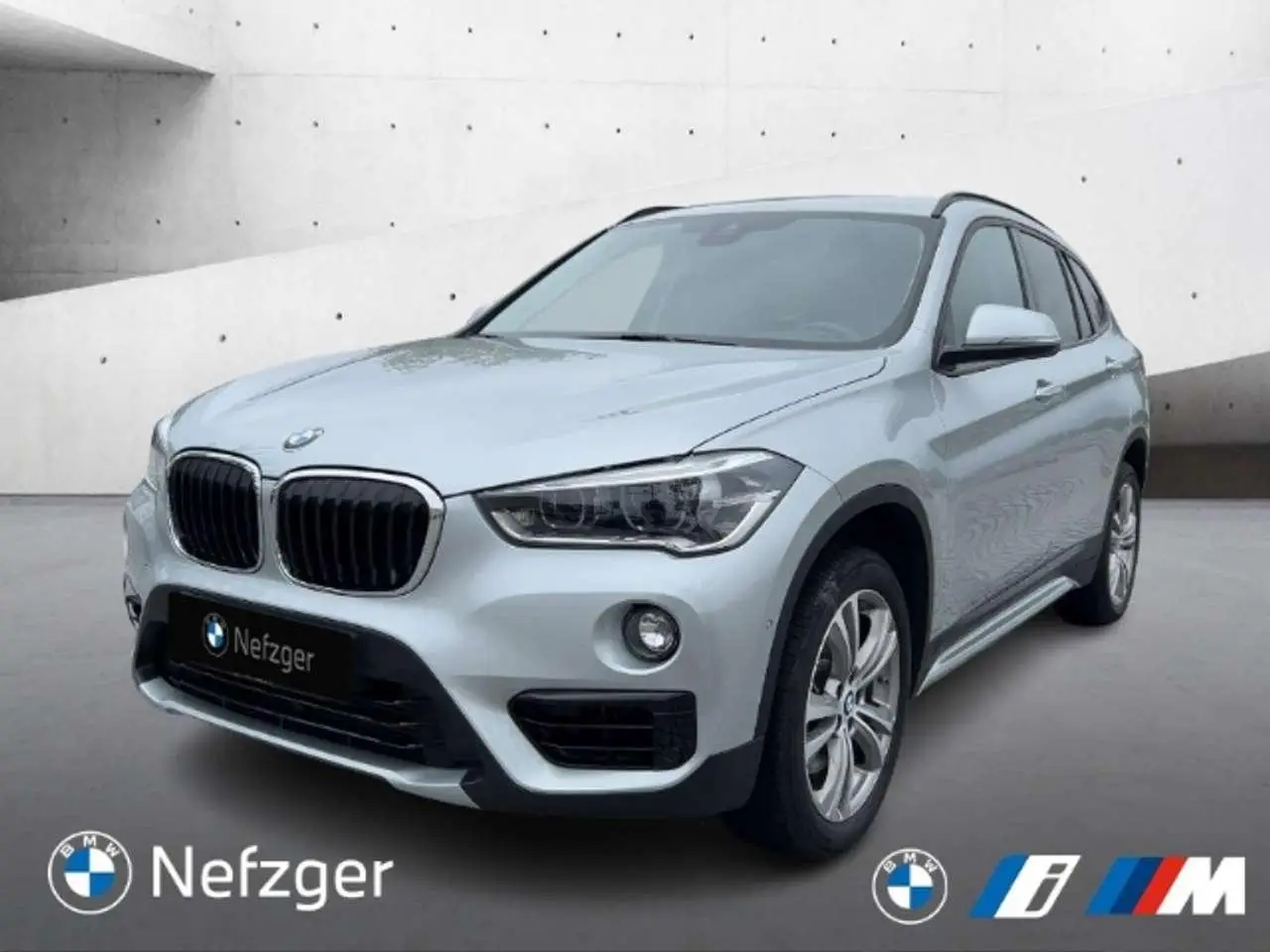 Photo 1 : Bmw X1 2018 Petrol