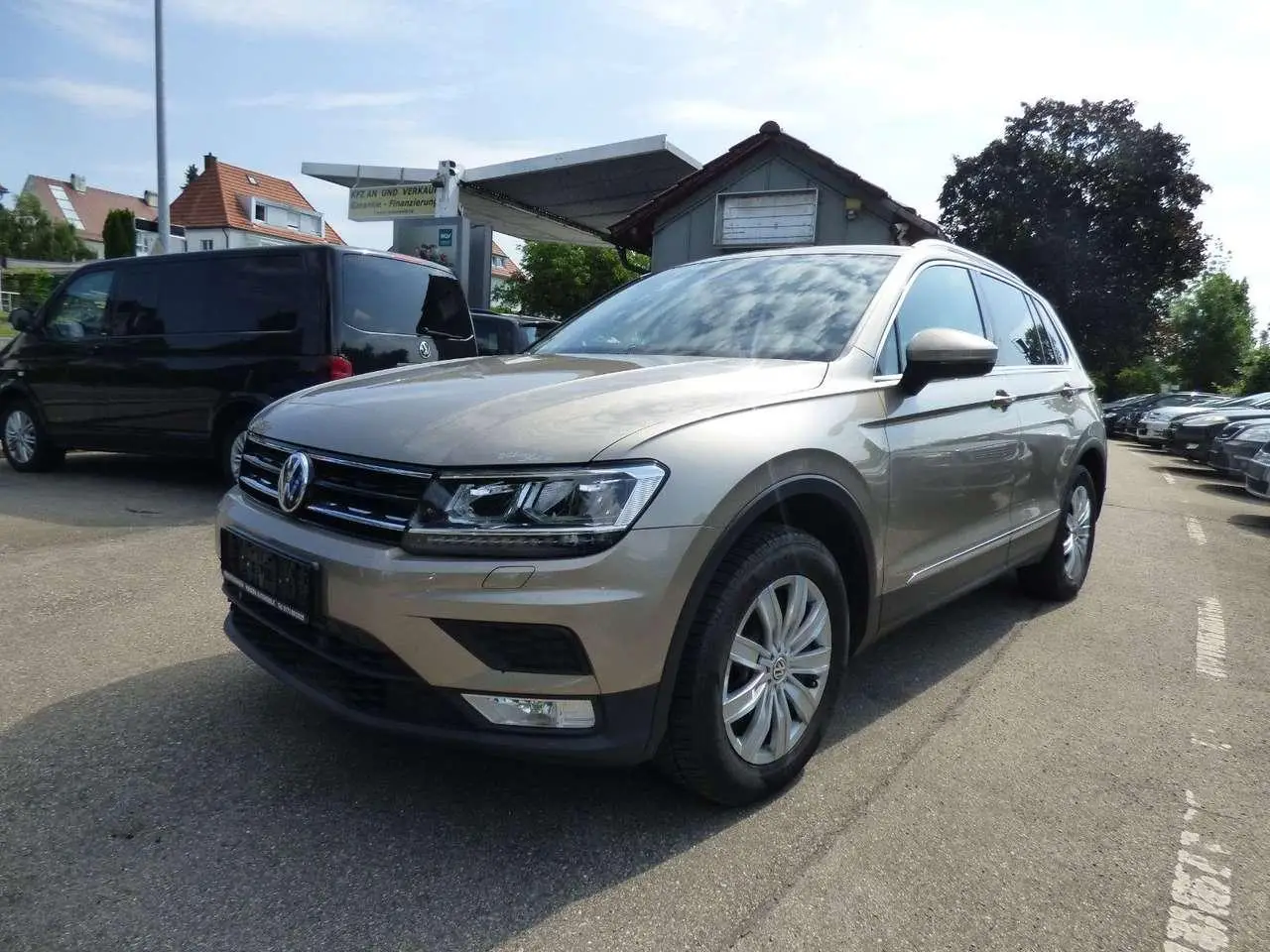 Photo 1 : Volkswagen Tiguan 2017 Petrol