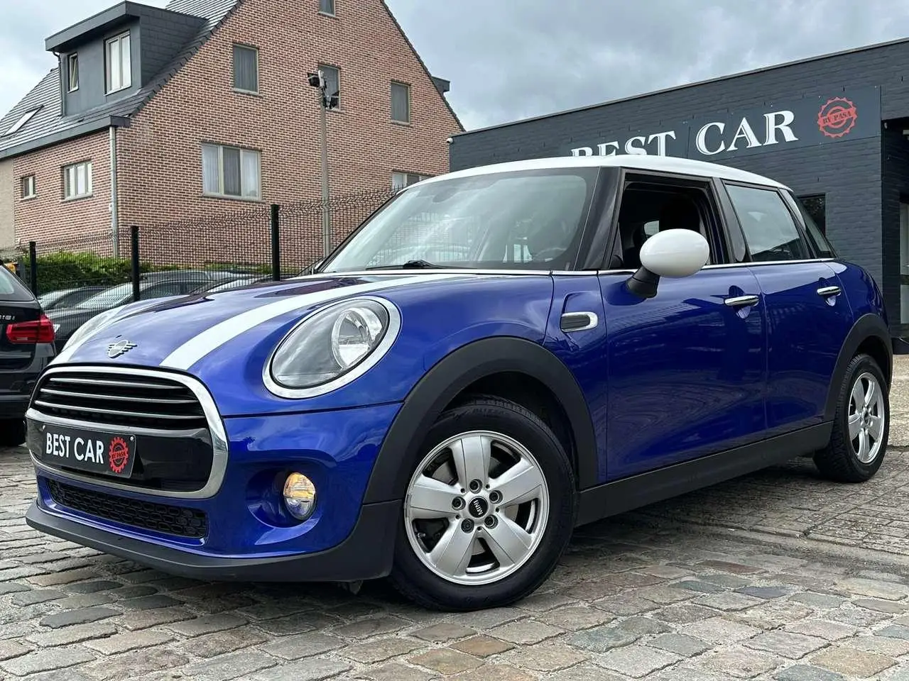 Photo 1 : Mini Cooper 2018 Petrol