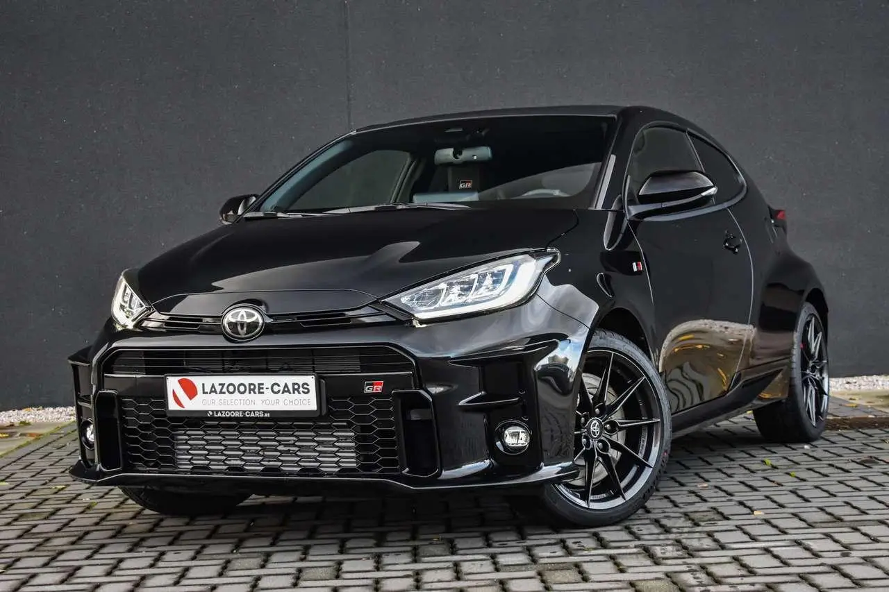 Photo 1 : Toyota Yaris 2024 Petrol