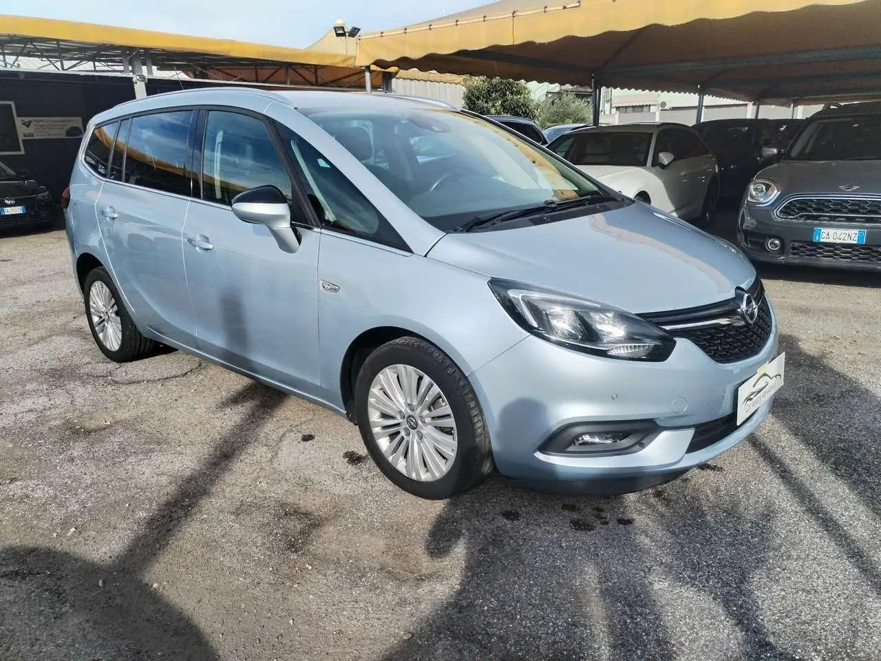 Photo 1 : Opel Zafira 2018 Others