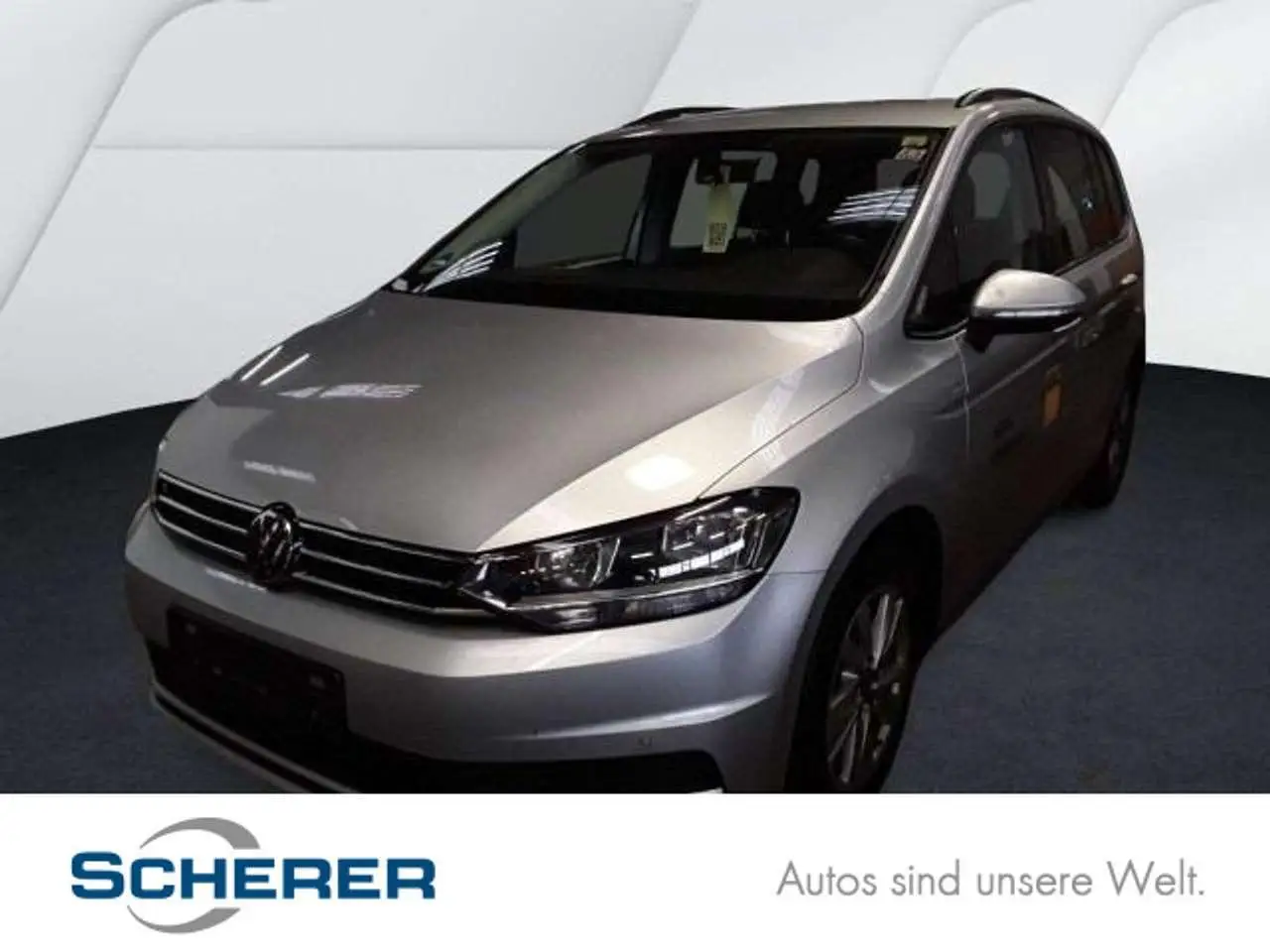 Photo 1 : Volkswagen Touran 2021 Essence