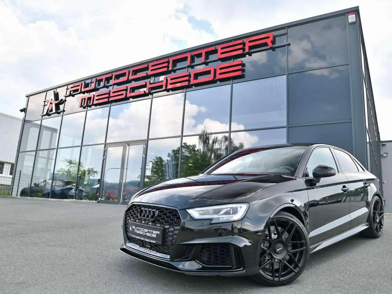 Photo 1 : Audi Rs3 2019 Essence