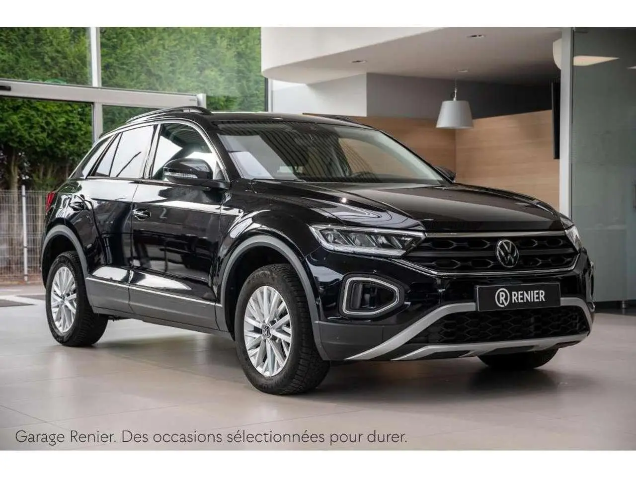 Photo 1 : Volkswagen T-roc 2022 Petrol