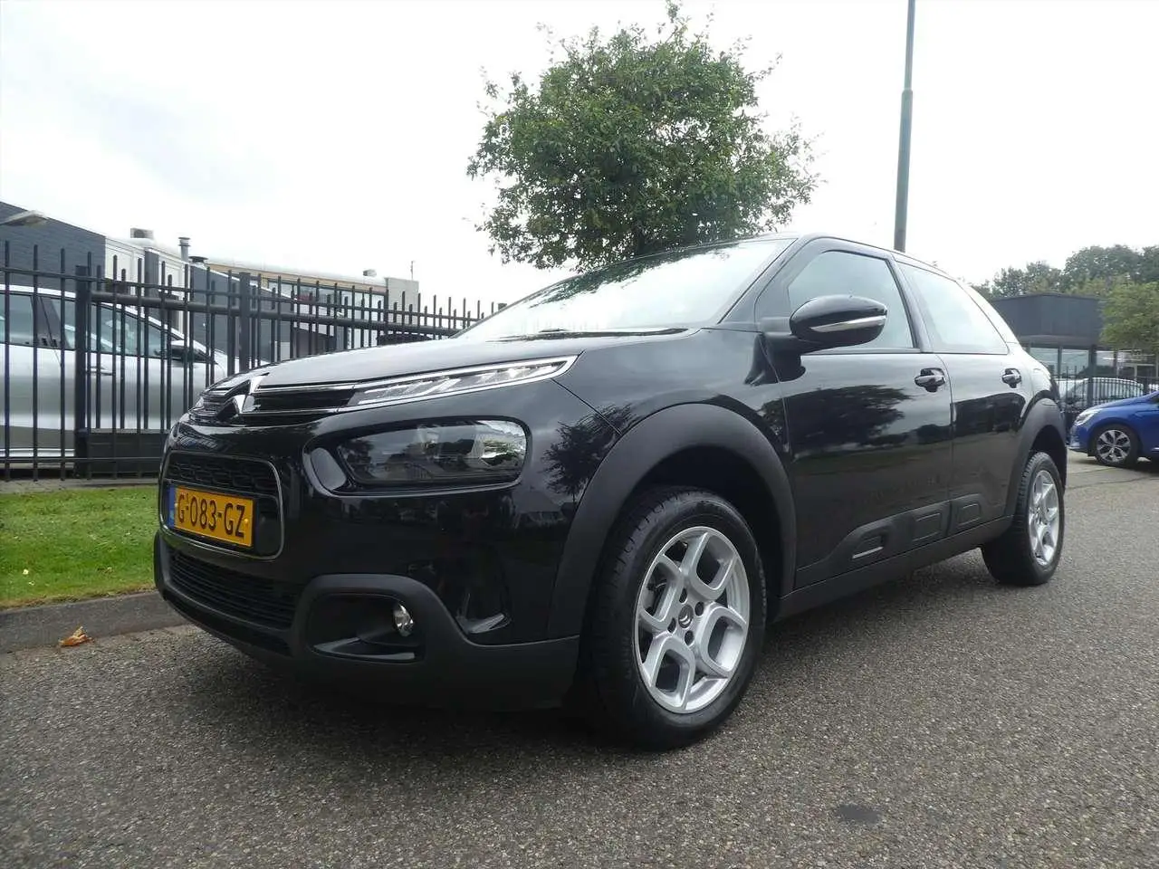 Photo 1 : Citroen C4 2019 Essence