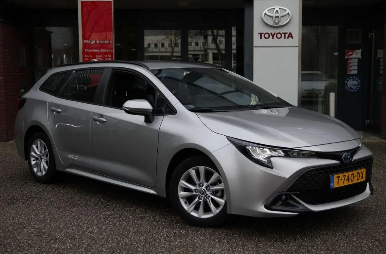 Photo 1 : Toyota Corolla 2023 Hybrid