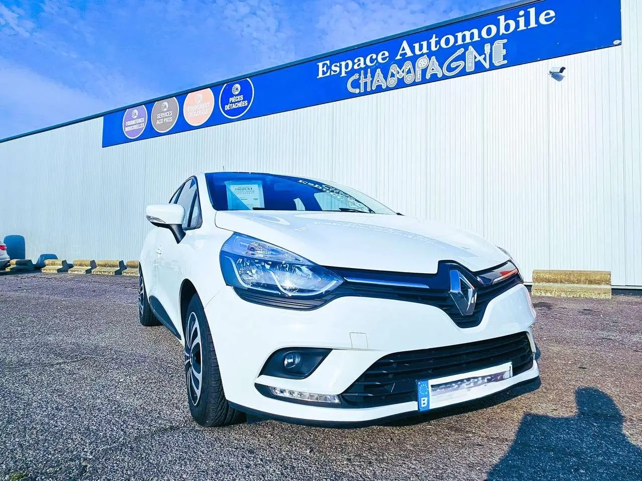 Photo 1 : Renault Clio 2018 Essence