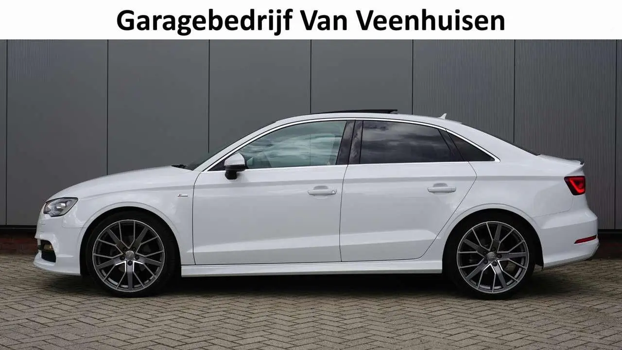 Photo 1 : Audi A3 2015 Essence