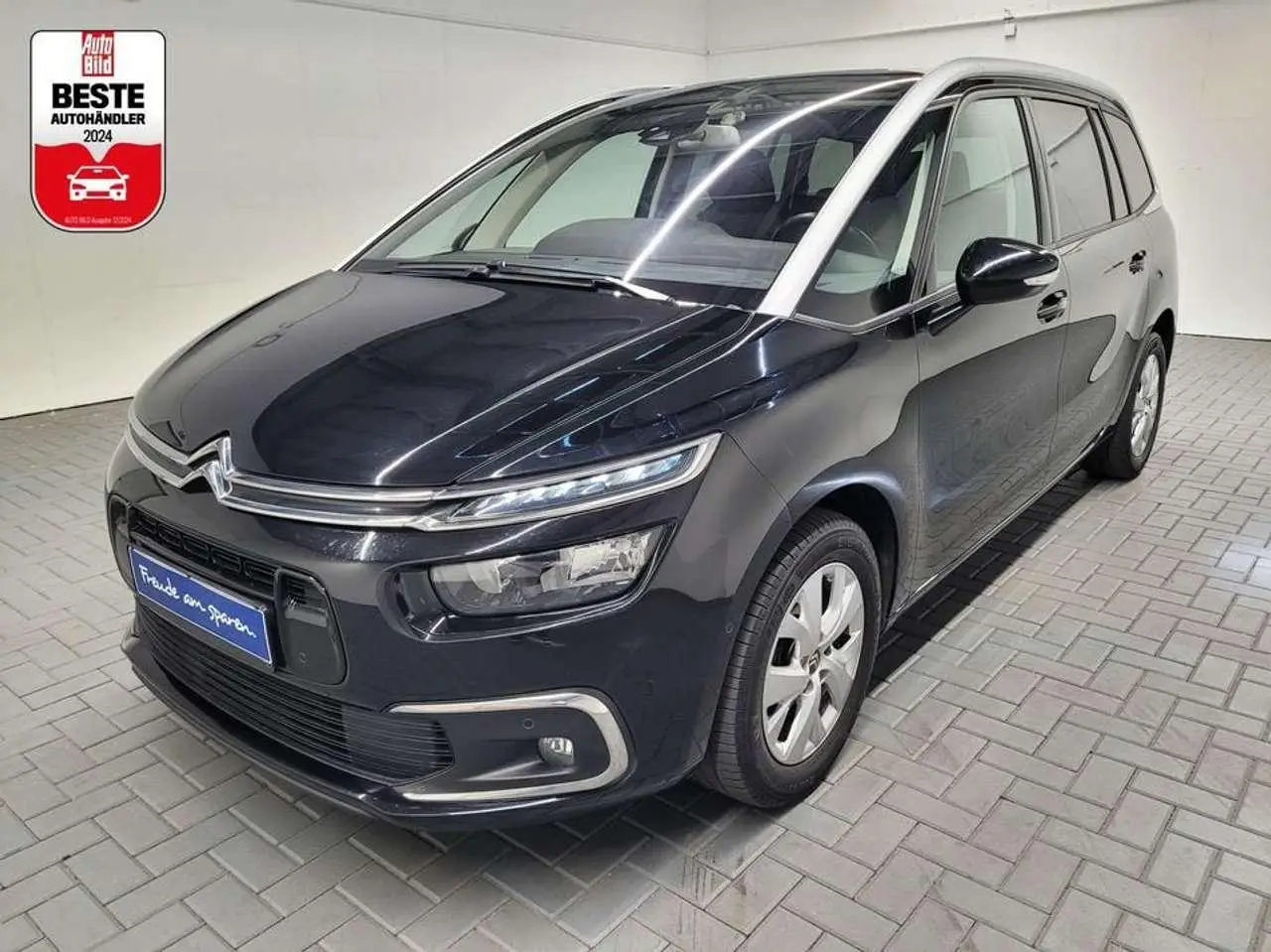 Photo 1 : Citroen C4 2018 Petrol