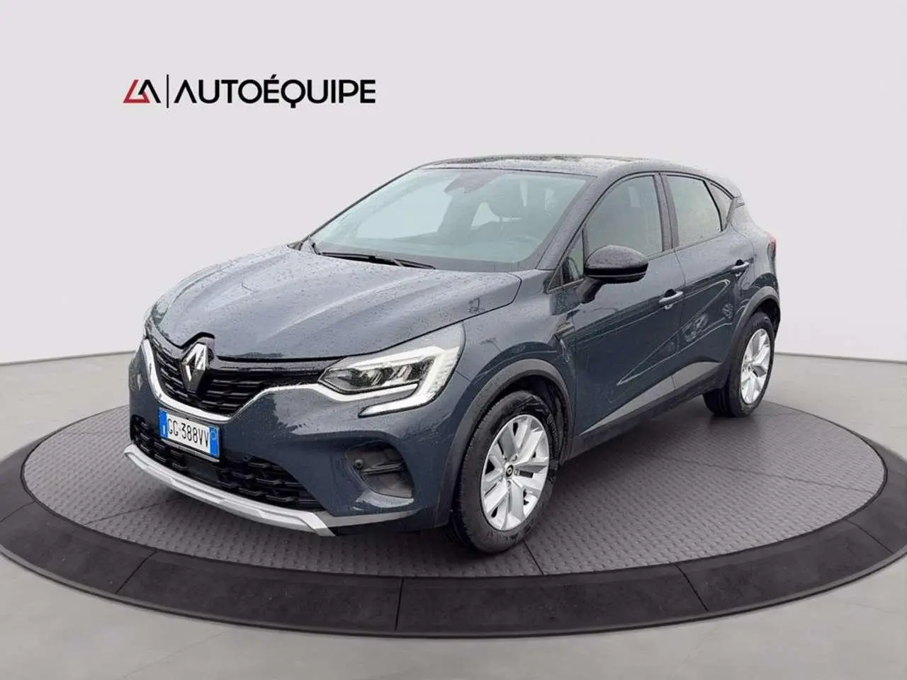 Photo 1 : Renault Captur 2021 Essence